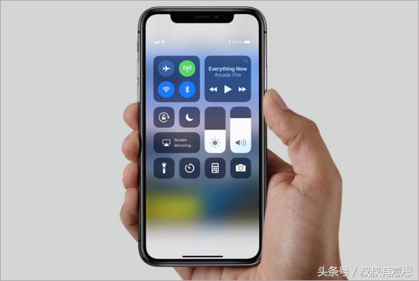 從iPhone X到華為Mate 10，全面屏手機(jī)值得買嗎？